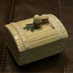 Vintage Belleek Acorn Lidded Box